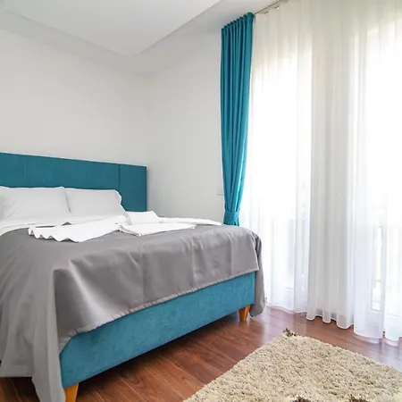 One Luxury Akustik * Zlatibor