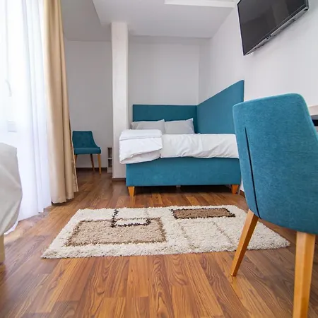 One Luxury Akustik فندق