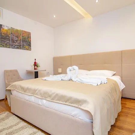 One Luxury Akustik Hotel Zlatibor