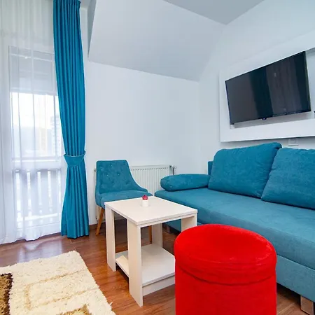 One Luxury Akustik فندق