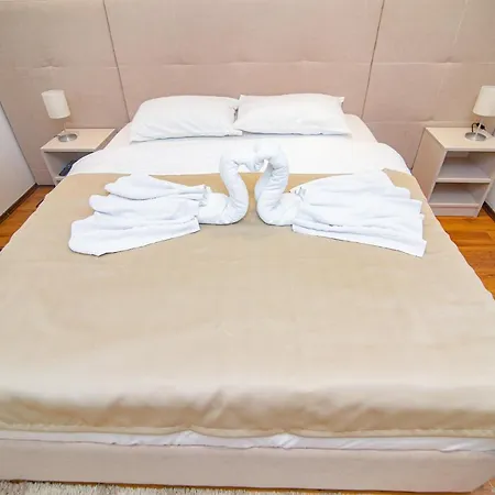 One Luxury Akustik فندق *