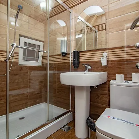 One Luxury Akustik زلاتيبور